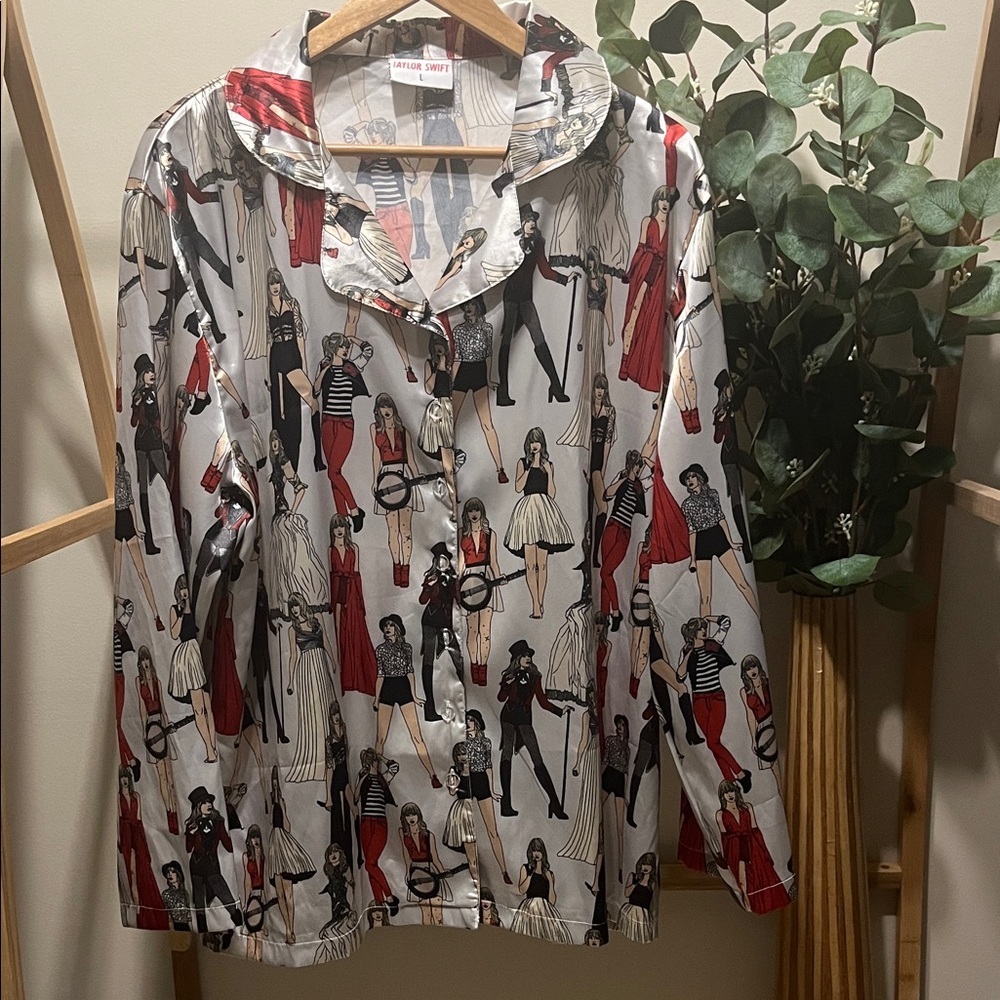 Taylor Swift Satin Long Sleeve Button Down Shirt